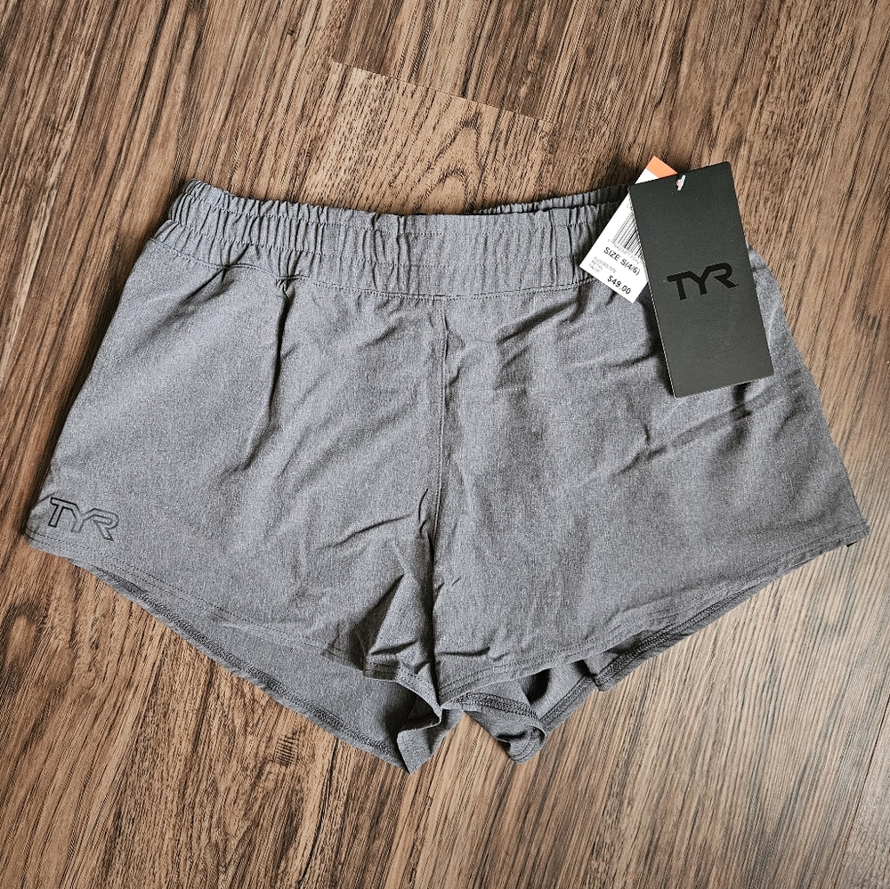 TYR Running Shorts Heather Gray Size Small 4/6